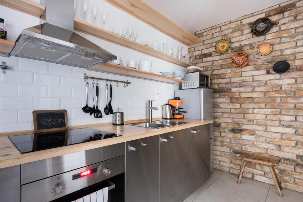 Smart, Stylish In The Heart Of Apartment Budapest