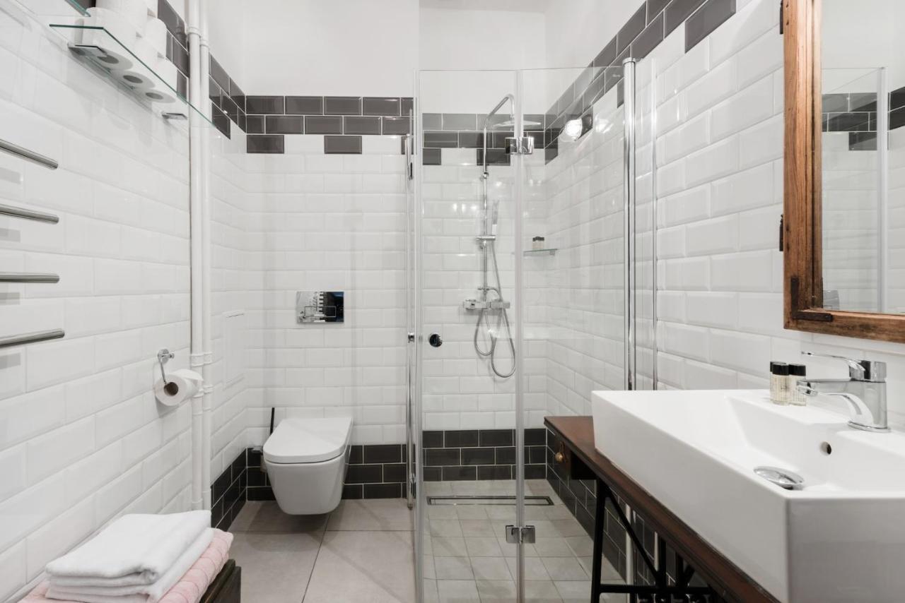Smart, Stylish In The Heart Of Apartment Budapest